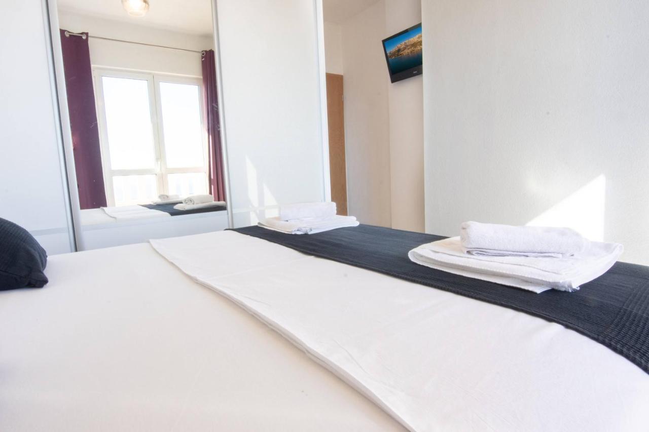 Apartment Dany - Free Beach Parking Makarska Exterior photo