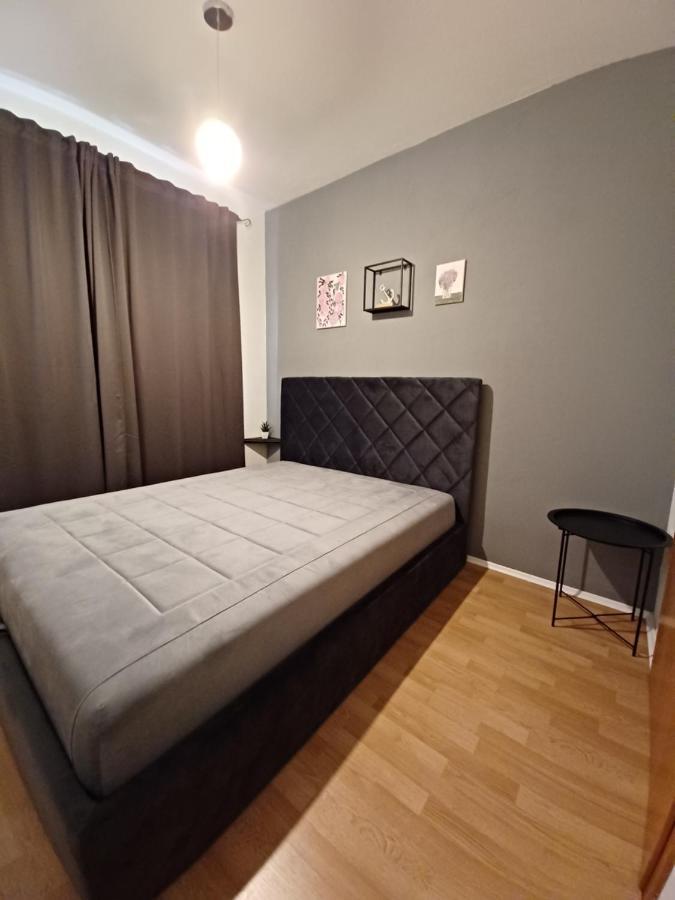 Apartment Dany - Free Beach Parking Makarska Exterior photo